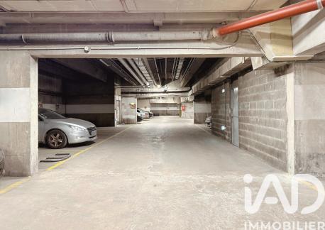 Parking à vendre 12 m² Paris 13