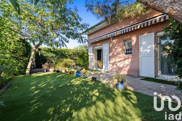 Maison à vendre 7 pièces 215 m² Saint-Priest