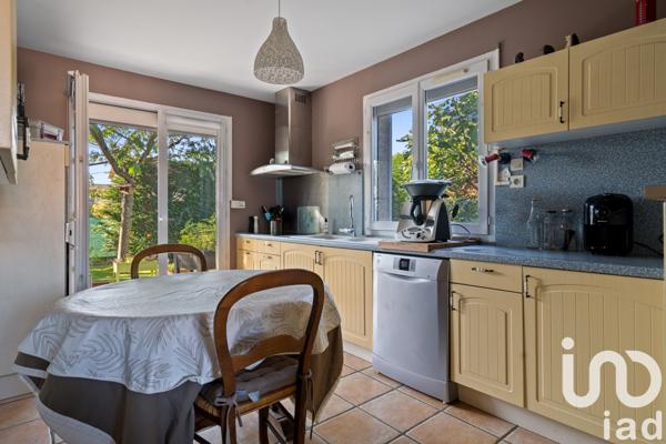 Maison à vendre 7 pièces 215 m² Saint-Priest