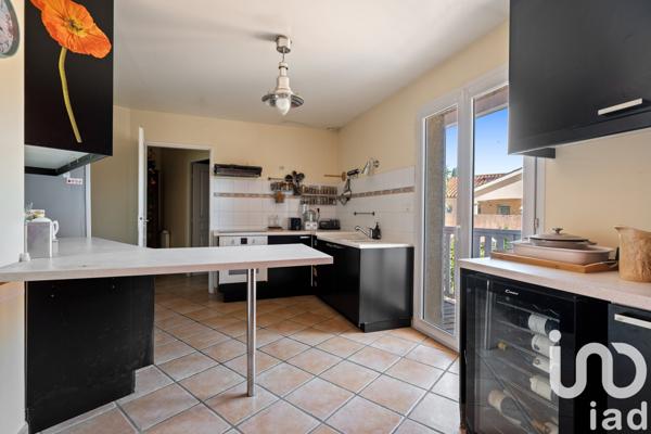 Maison à vendre 7 pièces 215 m² Saint-Priest