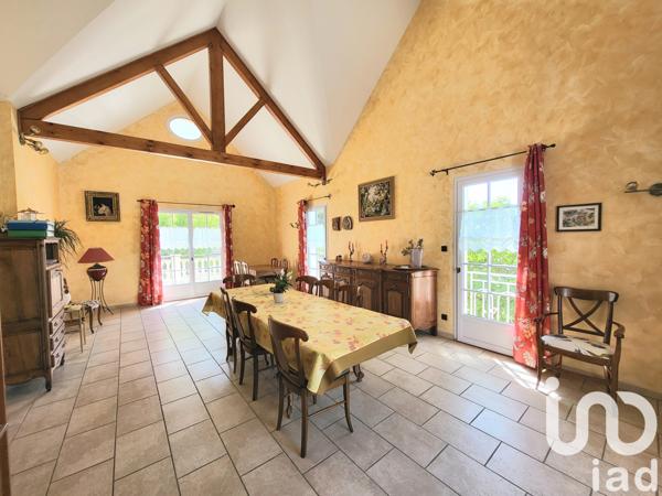 Maison à vendre 10 pièces 199 m² Saint-Just-Saint-Rambert