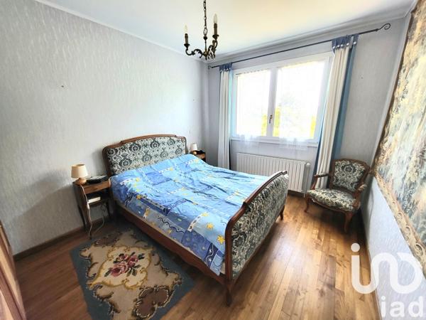 Maison à vendre 10 pièces 199 m² Saint-Just-Saint-Rambert