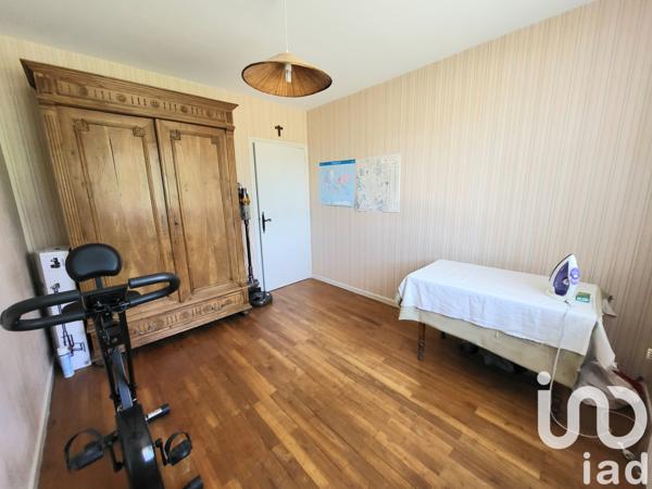 Maison à vendre 10 pièces 199 m² Saint-Just-Saint-Rambert