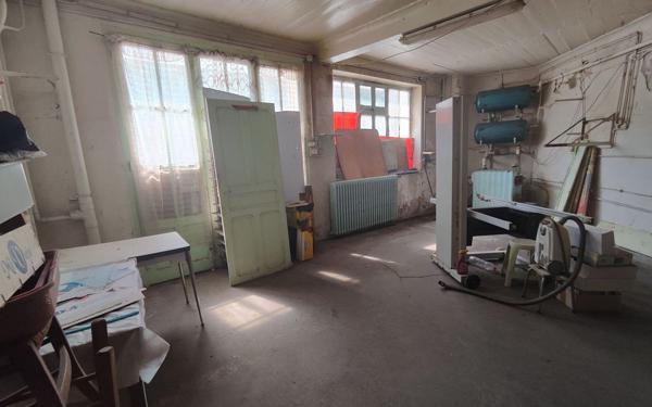 Maison à vendre    7 pièces •  Clamensane