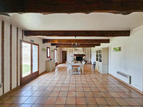 Dpt Hautes Pyrénées (65), à vendre MOMERES maison avec chambres d'hôtes P14 de 453 m² - Terrain de 3 744,00 m²