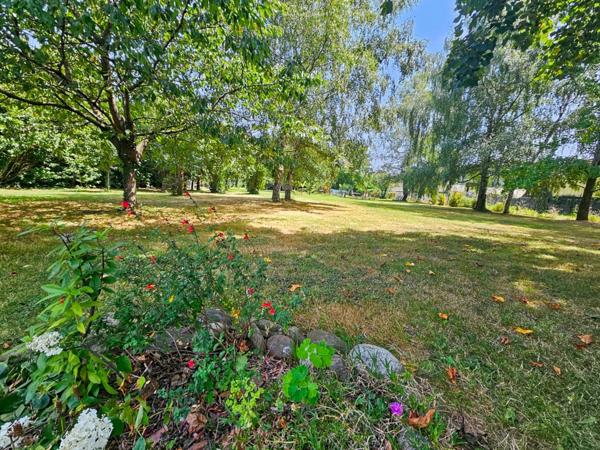 Dpt Hautes Pyrénées (65), à vendre MOMERES maison avec chambres d'hôtes P14 de 453 m² - Terrain de 3 744,00 m²