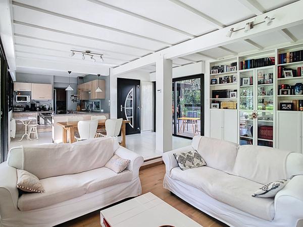 Maison plain pied sur Eaunes 6 pièce(s) 136 m2 cadre exceptionnel !