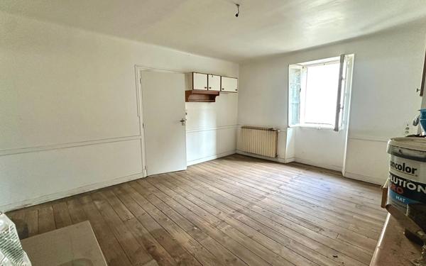 Maison à vendre    5 pièces •  Cransac