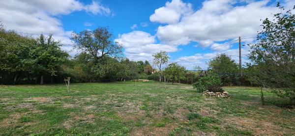 ITEUIL - LONGERE - 6 CHAMBRES - TERRAIN - GITE