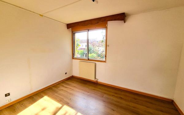 Appartement à louer    3 pièces • 93 m2 Albi