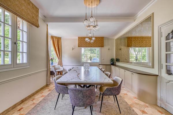 Demeure de Prestige 8 pièce(s) 255 m2