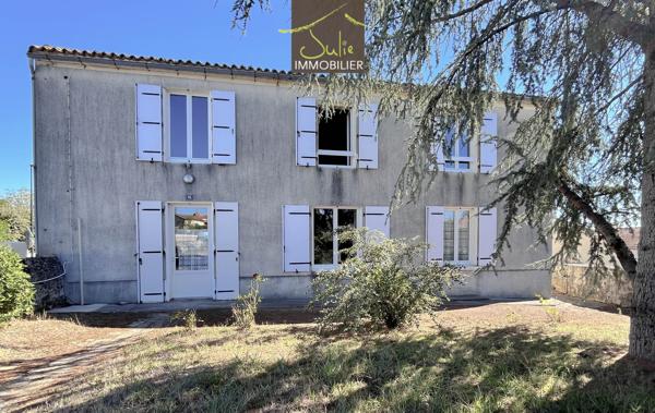 Ensemble Immobilier avec maison, ancienne habitation à rénover et sur 1972m² en partie constructible !