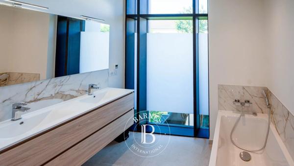 Périgueux, Maison de ville 4 Chambres -  230 m² à vendre
