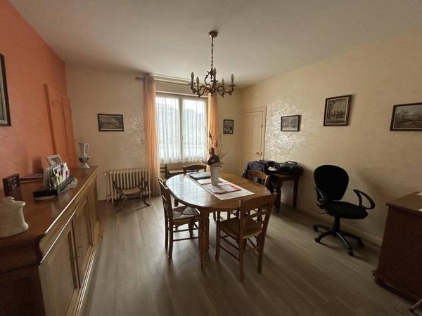 maison de ville avec grande dépendance