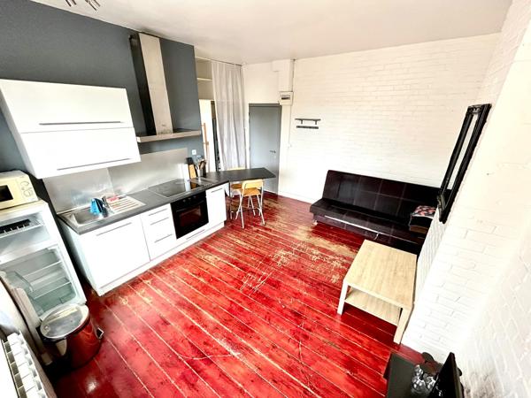 Appartement
                                                                                                                                                                                                                                                                                                                        1 pièce(s)                                                                                                                                                                                                                                                                                                                              25.27  m²