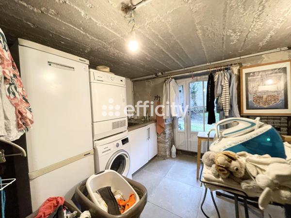 Maison 11 pièces - 255 m²