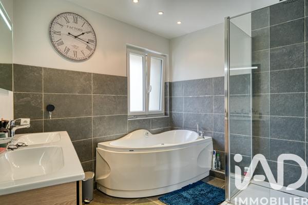 Maison à vendre 8 pièces 196 m² Villennes-sur-Seine