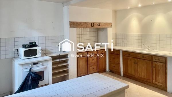 Maison de ville rénovée 135 M2 avec jardin à Mezin
