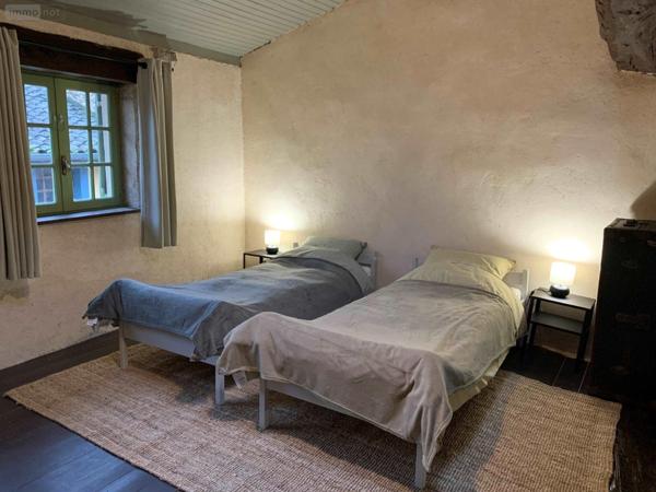 Maison de ville à vendre à Tournus en Saône-et-Loire (71700), ref : YM 700