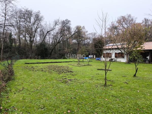 Maison à rénover – Grand terrain avec partie constructible