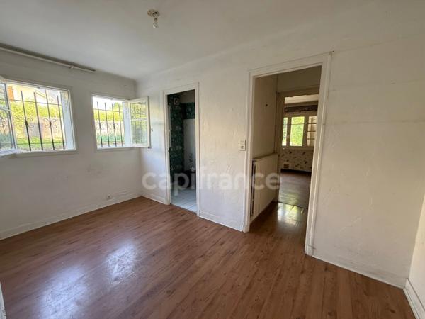 Grande maison avec 2 appartements