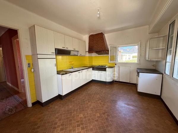 Grande maison avec 2 appartements