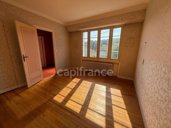 Grande maison avec 2 appartements