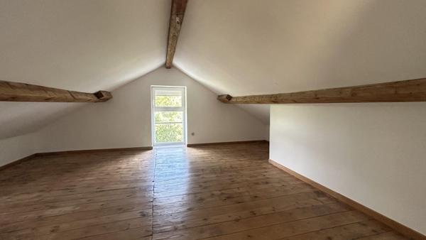 Location / Maison T4