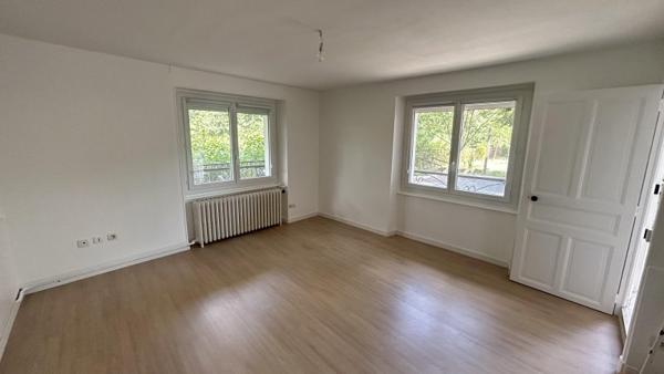 Location / Maison T4