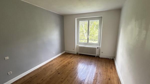 Location / Maison T4