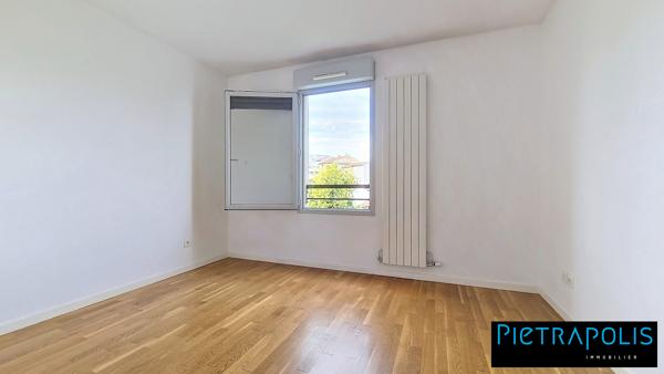 CLIMATISABLE - Appartement T5 105 m² avec terrasse, box double possible