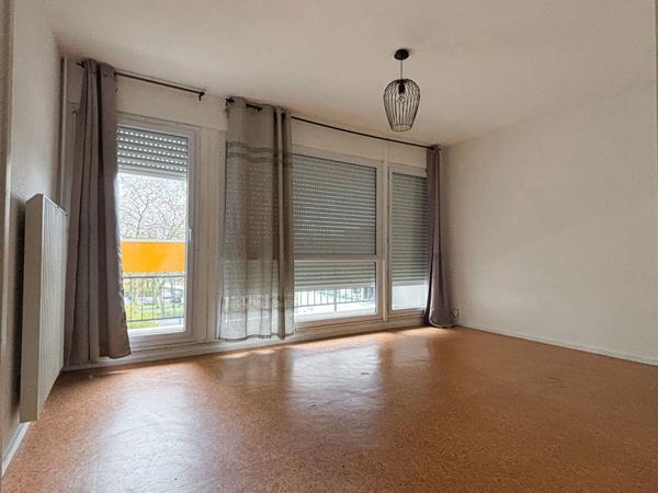A vendre - Appartement à Angers Sud de 2 pièces de 44.29 m2 dans résidence avec ascenseur
