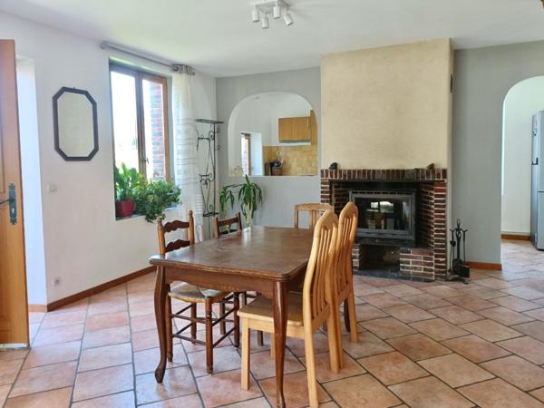 Maison
                                                                                                                                                                                                                                                                                                                        4 pièce(s)                                                                                                                                                                                                          3 chambre(s)                                                                                                                                                                                                          97  m²