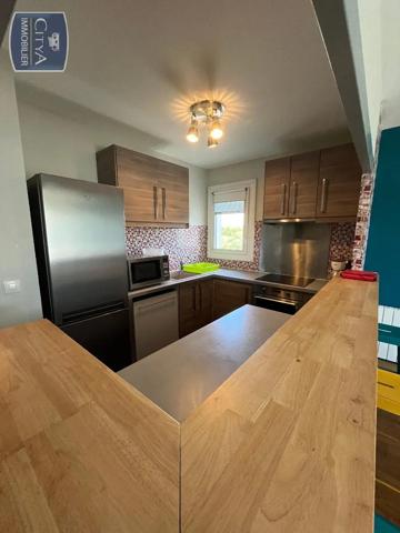 Appartement à louer 3 pièces 69.86m² Albi (81000)