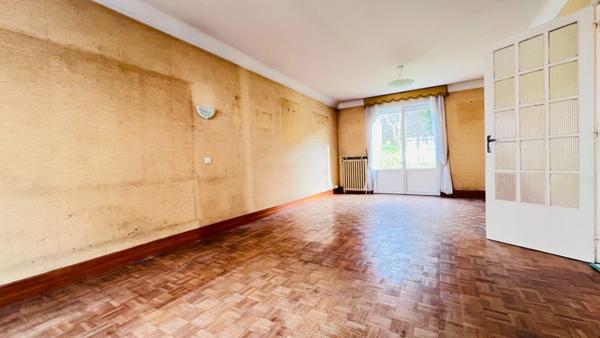 Département Finistère (29) – À vendre à Quimper : Maison T6 de 116 m² habitable (142 m² utiles) sur un terrain de 354 m² avec garage.