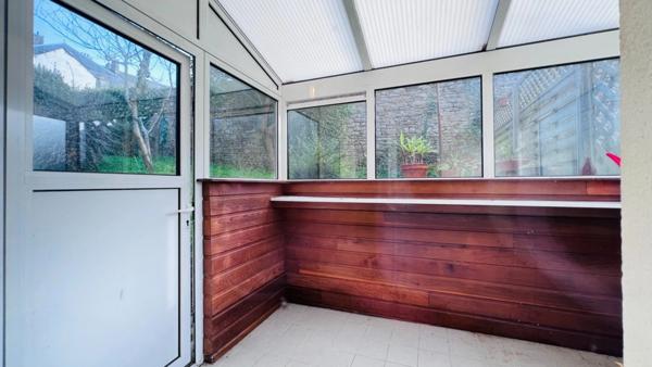 Département Finistère (29) – À vendre à Quimper : Maison T6 de 116 m² habitable (142 m² utiles) sur un terrain de 354 m² avec garage.