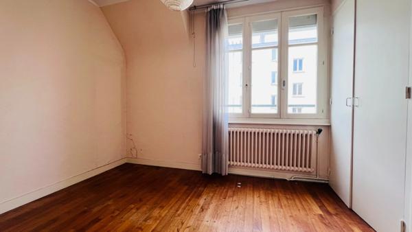 Département Finistère (29) – À vendre à Quimper : Maison T6 de 116 m² habitable (142 m² utiles) sur un terrain de 354 m² avec garage.