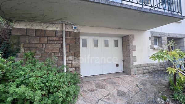 Département Finistère (29) – À vendre à Quimper : Maison T6 de 116 m² habitable (142 m² utiles) sur un terrain de 354 m² avec garage.