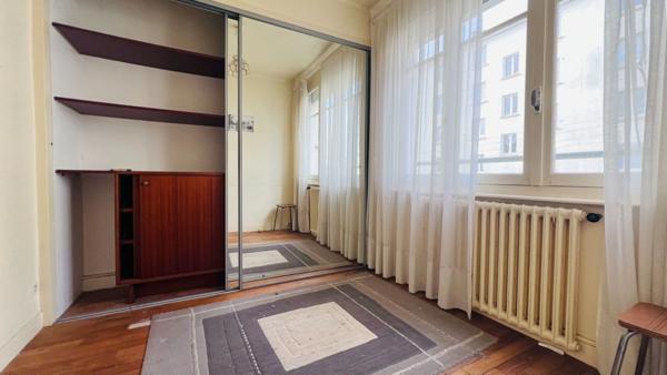 Département Finistère (29) – À vendre à Quimper : Maison T6 de 116 m² habitable (142 m² utiles) sur un terrain de 354 m² avec garage.