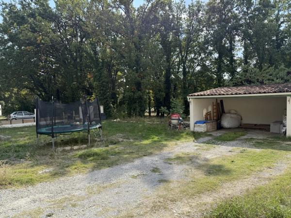 SOUS OFFRE : Terrain constructible