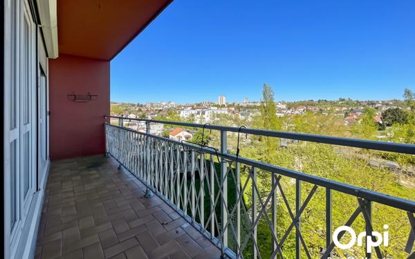 Appartement à vendre    3 pièces •  Montataire