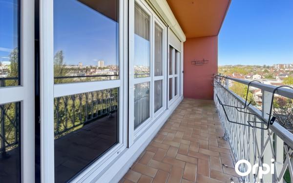 Appartement à vendre    3 pièces •  Montataire