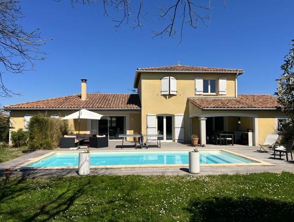 Maison à vendre |  Saint-Lys |  6 pièces | 165 m²