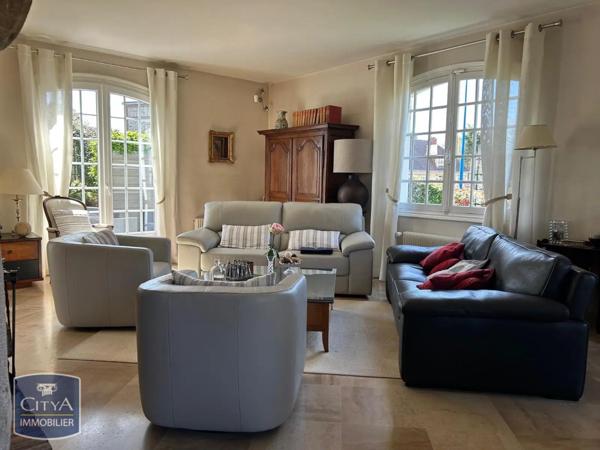 Vente maison 6 pièces de 178m²