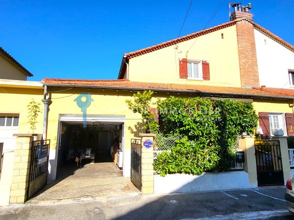 Maison
                                                                                                                                                                                                                                                                                                                        4 pièce(s)                                                                                                                                                                                                          2 chambre(s)                                                                                                                                                                                                          72.61  m²