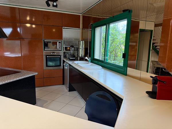 Vente Maison181 m² - 5 Pièces - MERIGNAC (33700)