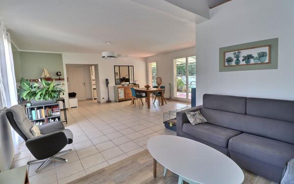 Maison à vendre    5 pièces • 126,05 m2 Marseille 13