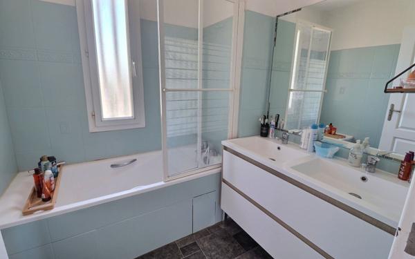 Maison à vendre    5 pièces • 126,05 m2 Marseille 13