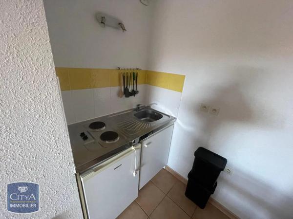 Appartement à louer 2 pièces 42.38m² Nîmes (30000)