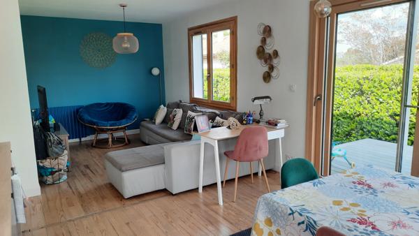 Maison de plain pied T4 LEOGNAN
